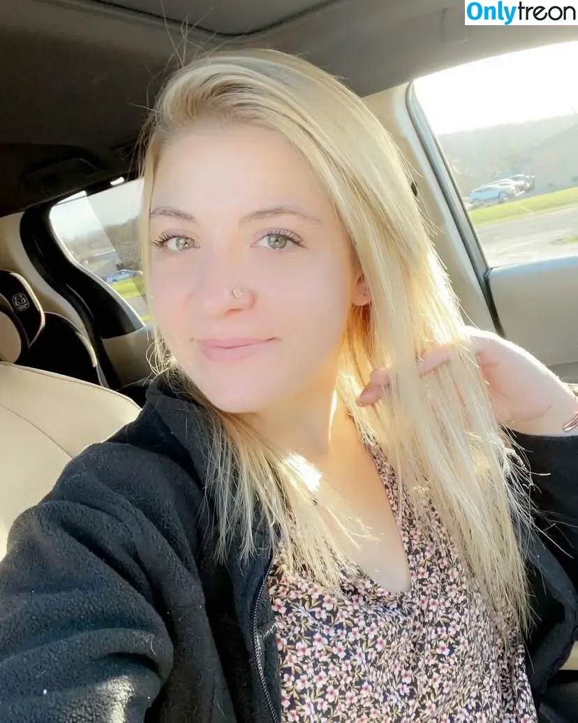 aautumn_blondie nude photo #0026 (a_rogs_0922)