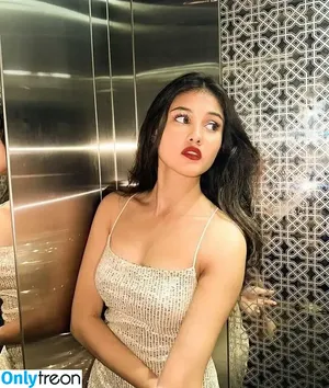 Aayushi Verma / aayushiivermaa nude photo #0017