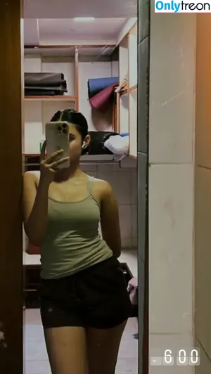 Aayushi Verma / aayushiivermaa nude photo #0025