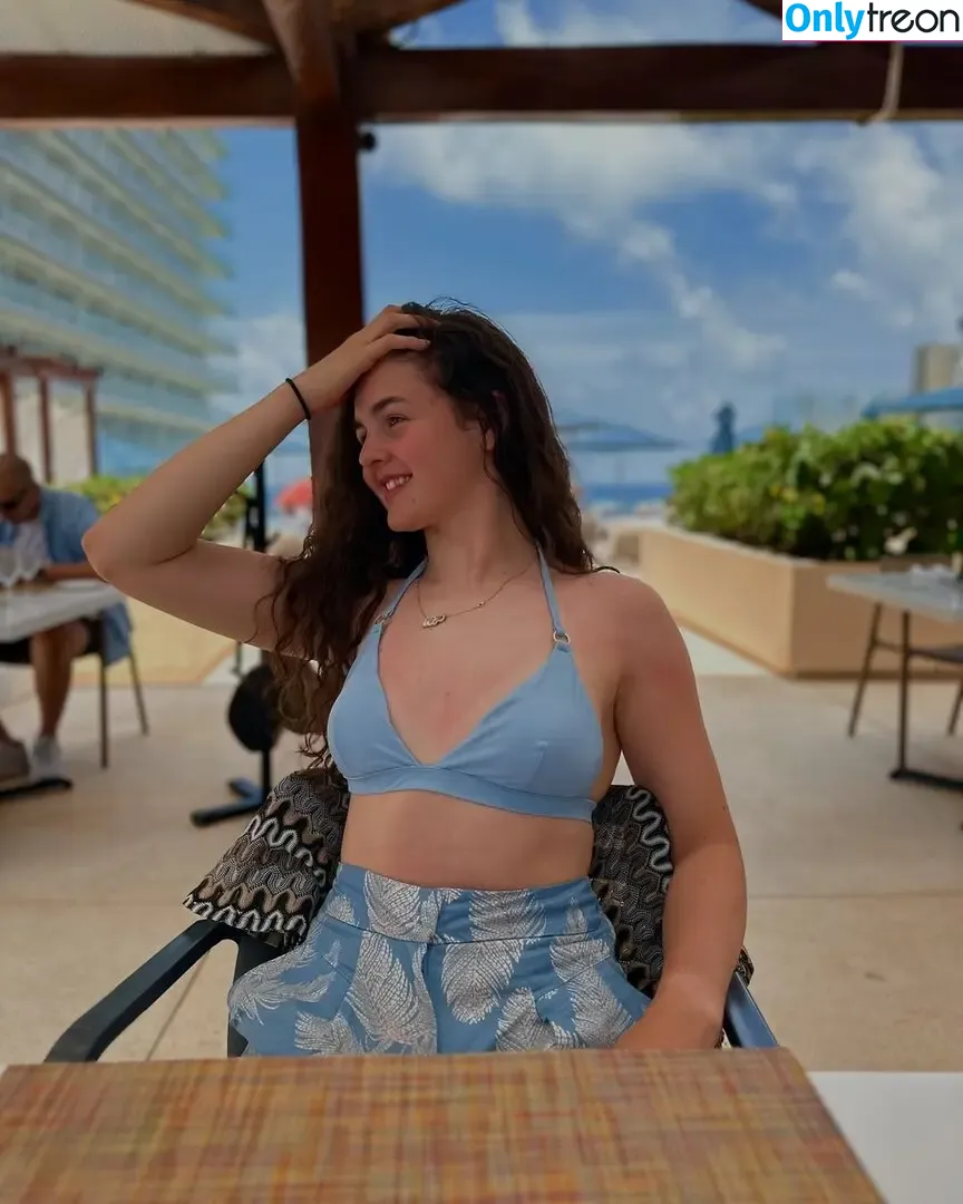 Abbi Pulling nude photo #0017 (AbbiPulling)
