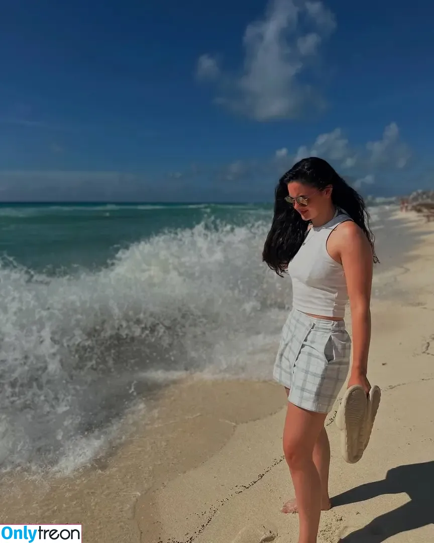Abbi Pulling nude photo #0021 (AbbiPulling)