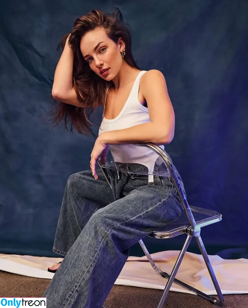 Abbie Chatfield nude photo #0942 (abbiechatfield)