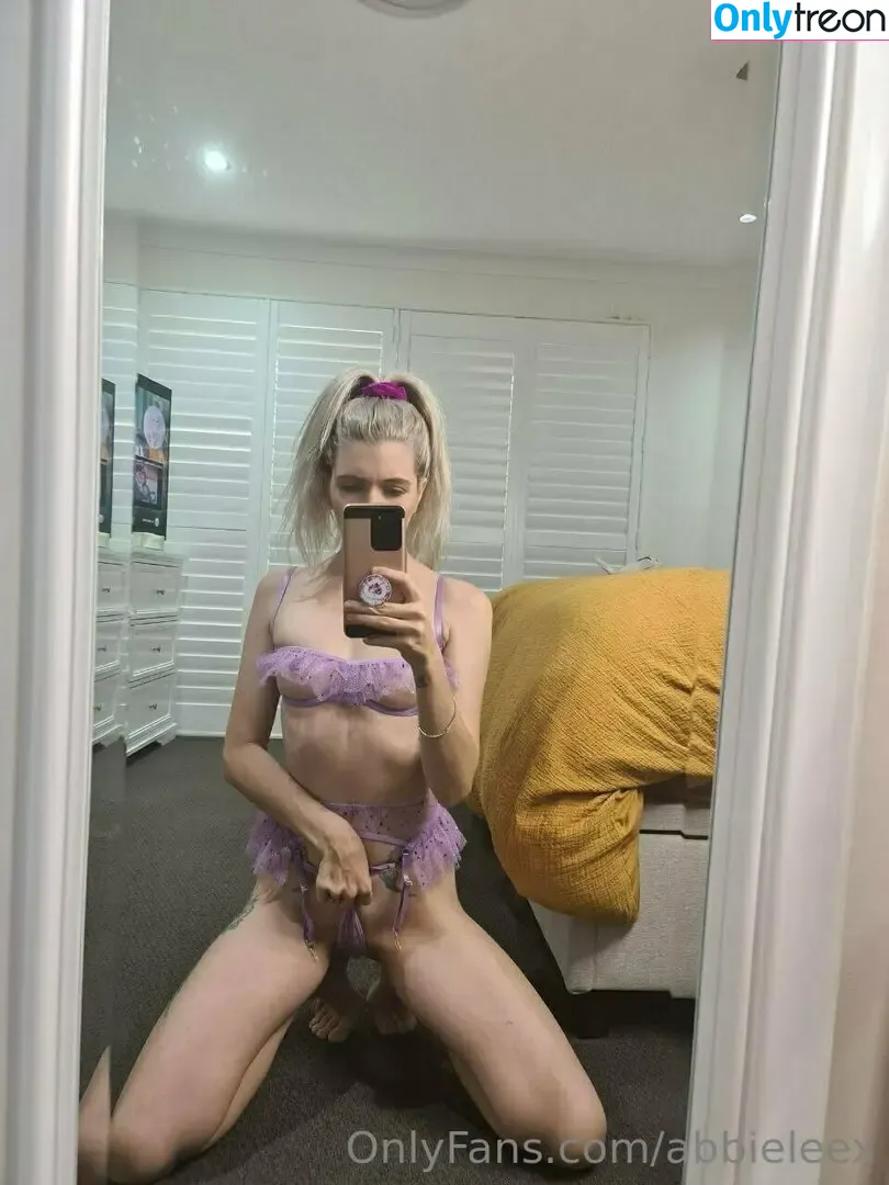 abbieleex nude photo #0532 (abbie.lee.x)