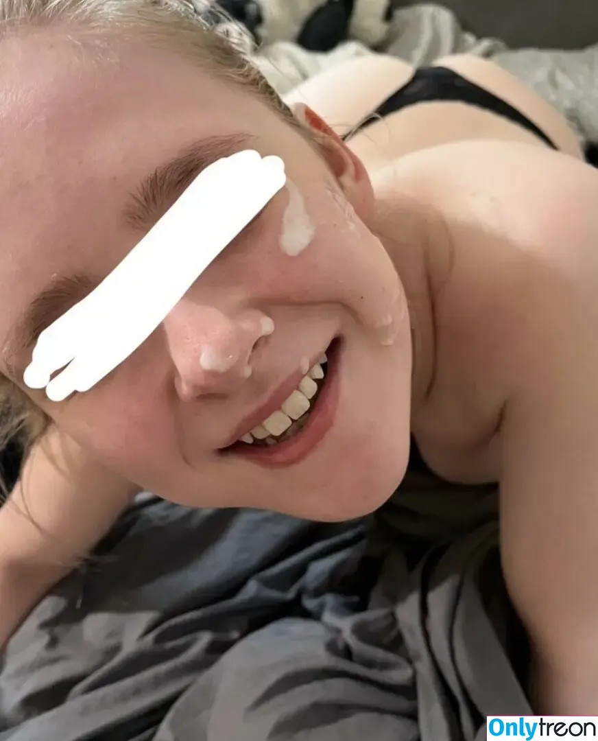 AbbiGilx nude photo #0127 (abigxrl / queenabbi)