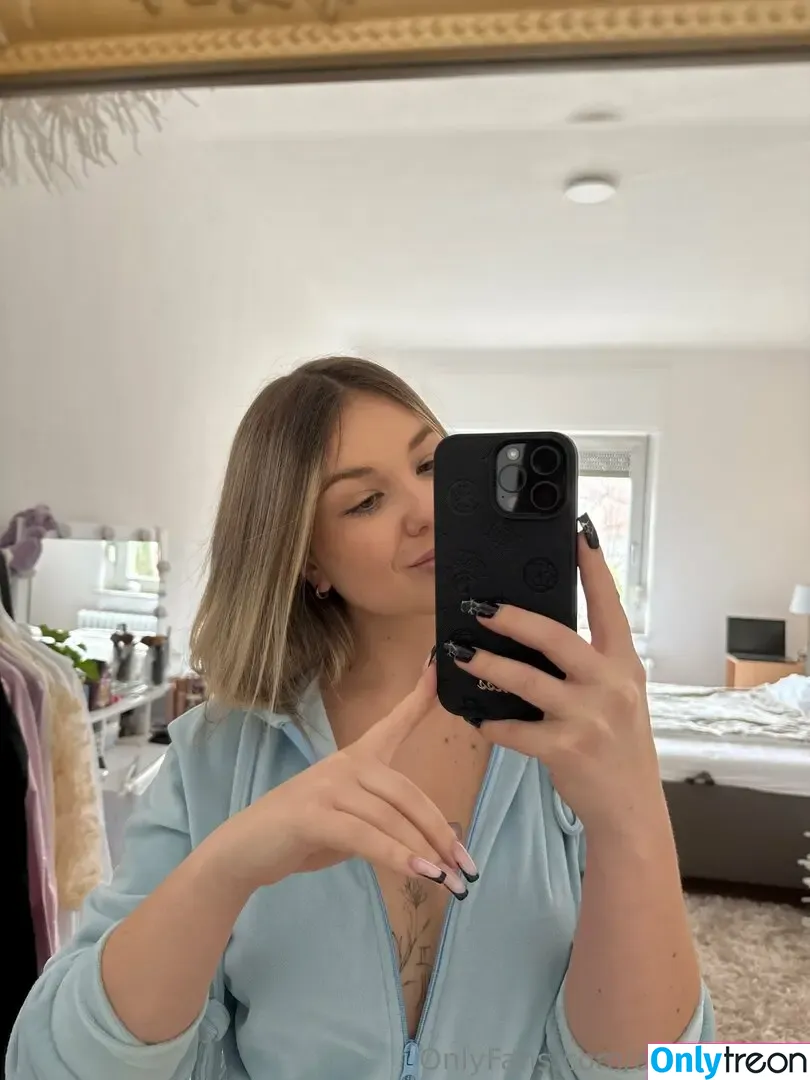 abby_chase nude photo #0018 (abby_chase_)