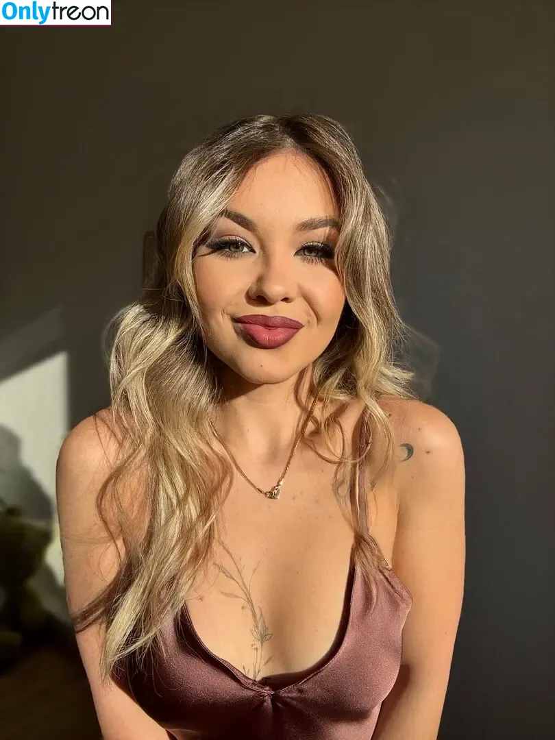 abby_chase nude photo #0038 (abby_chase_)