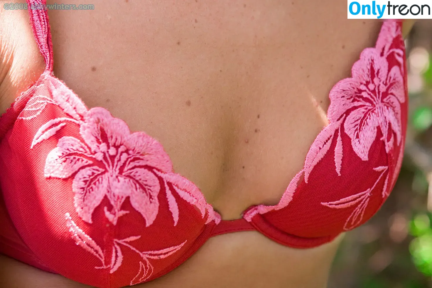 AbbyWinters nude photo #4871 (abbywinters.official / abiadultpics)