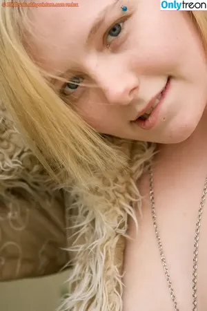 AbbyWinters / abbywinters.official / abiadultpics nude photo #5740