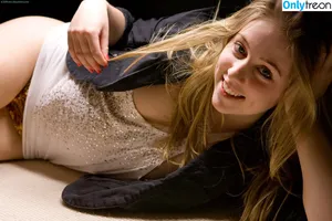 AbbyWinters / abbywinters.official / abiadultpics nude photo #6741