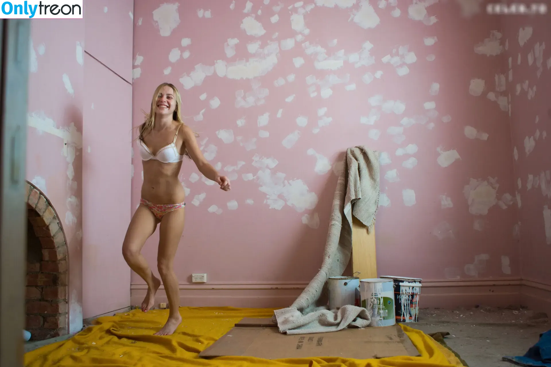 AbbyWinters nude photo #6847 (abbywinters.official / abiadultpics)
