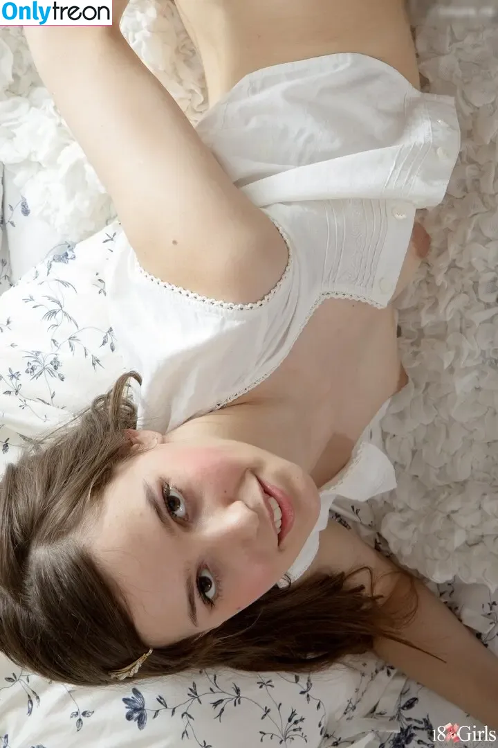 Abelinda nude photo #0351 (Abelinda)