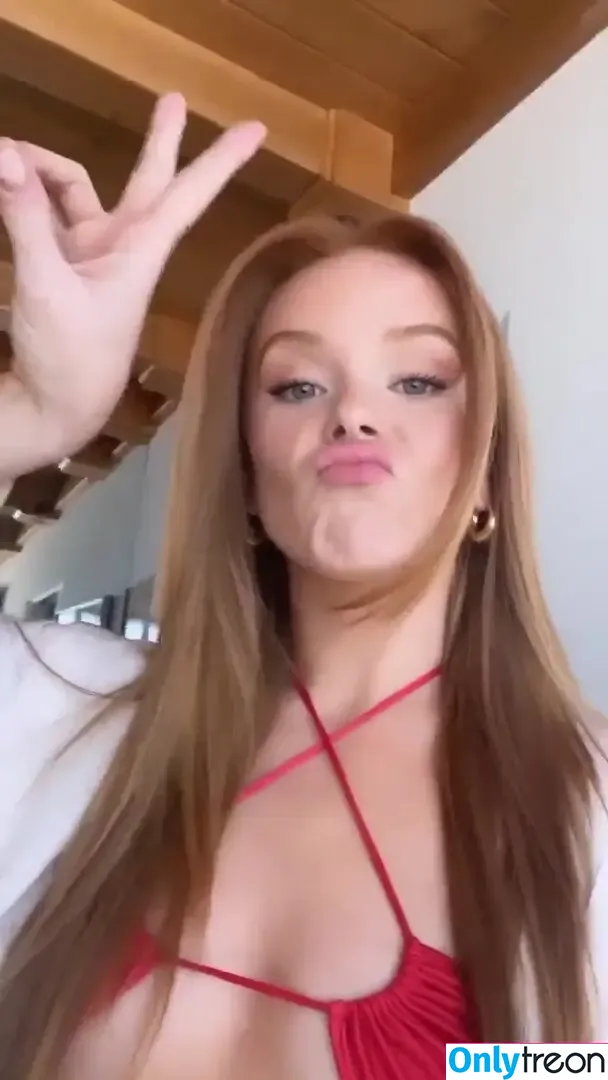 Abigail Cowan nude photo #0033 (abbeycowen)