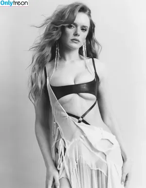 Abigail Cowen / abbeycowen nude photo #0019