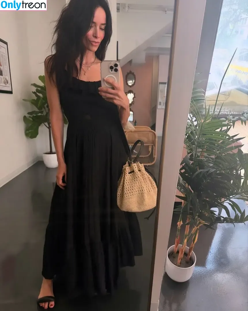 Abigail Spencer nude photo #0290 (abigailspencer)