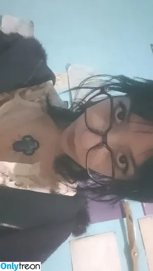 Aboutsoffy / 4boutsoffy / alexscared / hellwh0r3 nude photo #0125