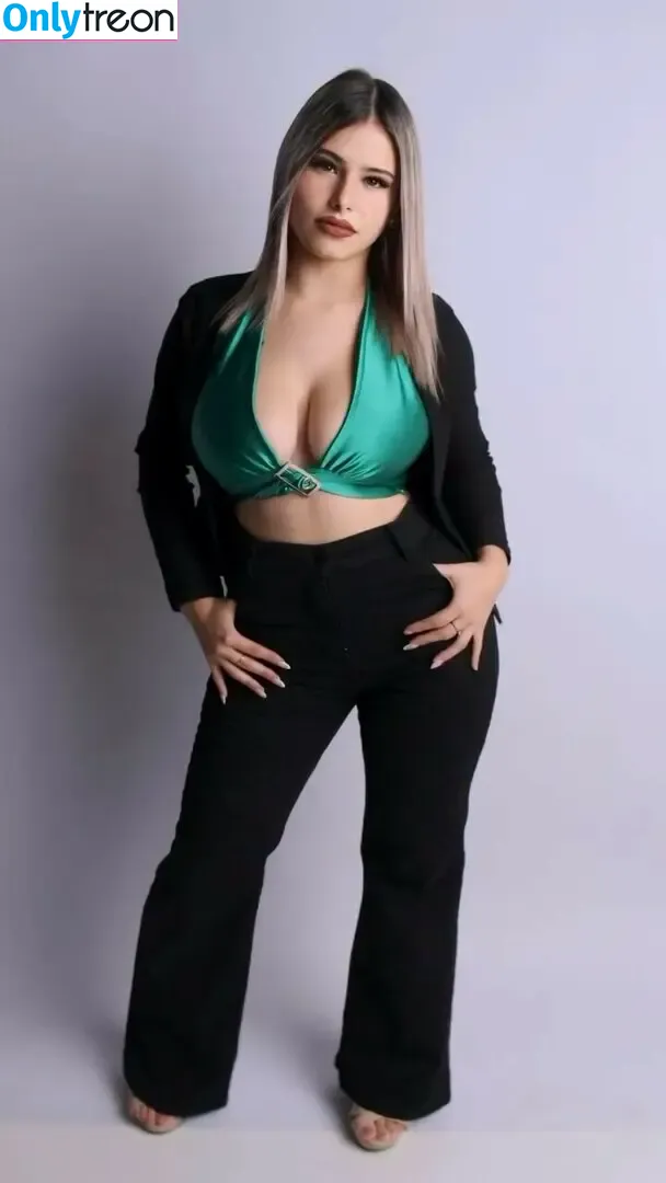 Abril Perez nude photo #0025 (0abriilperez / 0abrilperez)