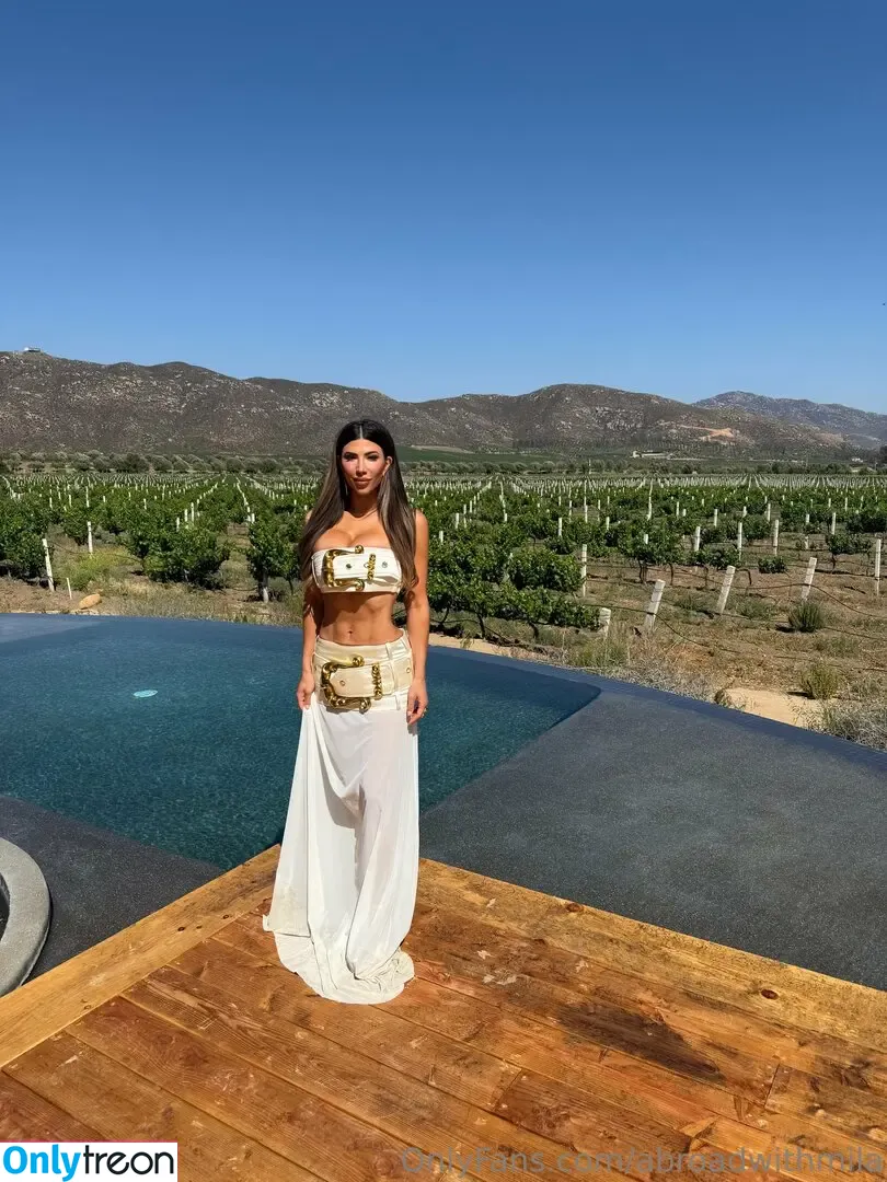 Abroadwithmila nude photo #0254 (mila_travels_blog)