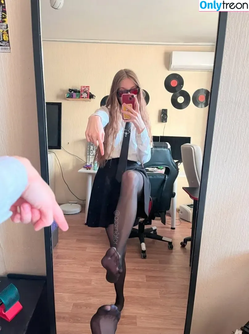 acenat0r nude photo #0079 (acenat0r)