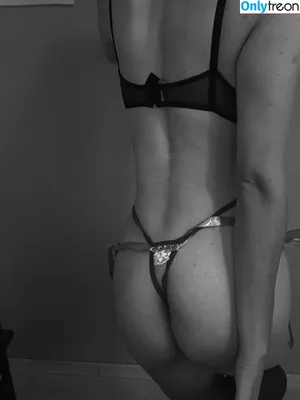 acrazylovee / a.crazyylove / wilddesiree nude photo #0005