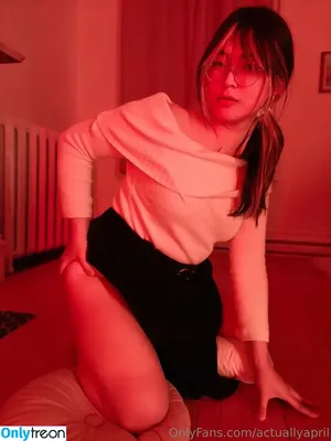 ActuallyApril / ItsActuallyApril / oh_itsjustapril nude photo #0117
