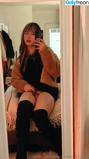 ActuallyApril / ItsActuallyApril / oh_itsjustapril nude photo #0130