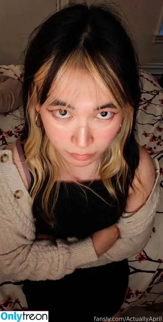ActuallyApril nude photo #0010 (ItsActuallyApril / oh_itsjustapril)