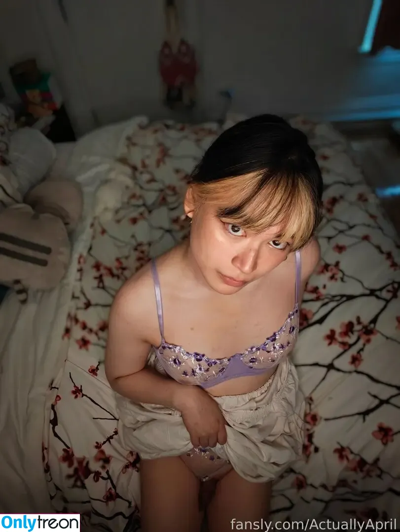 ActuallyApril nude photo #0028 (ItsActuallyApril / oh_itsjustapril)
