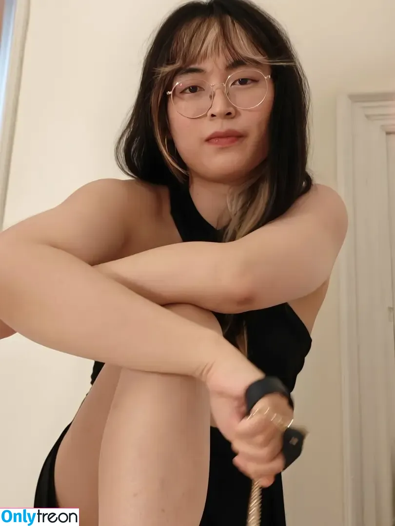 ActuallyApril nude photo #0071 (ItsActuallyApril / oh_itsjustapril)