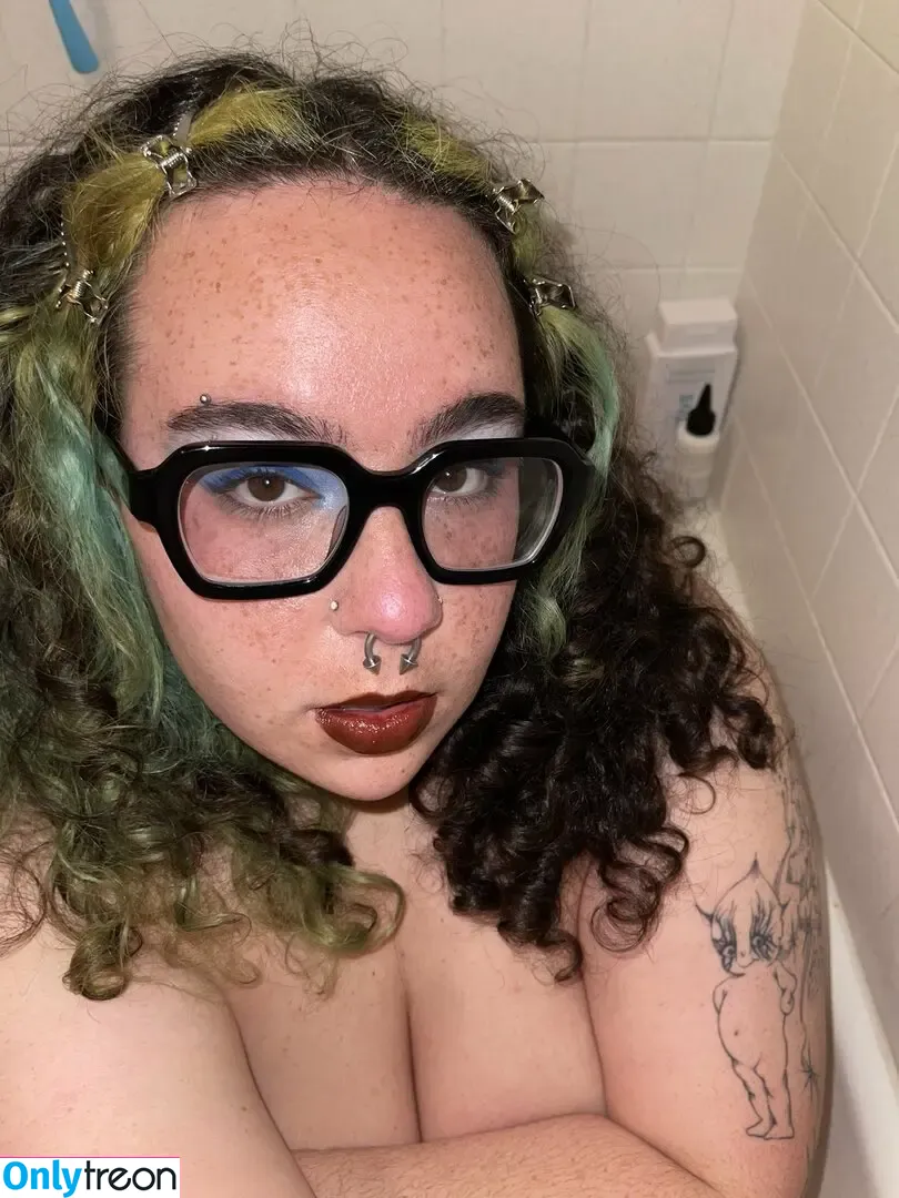 Actualneetgirl nude photo #0010 (_actualgirl_ / thisis4babyfat)