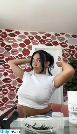Adelaine Morin / adelainemorin nude photo #0002