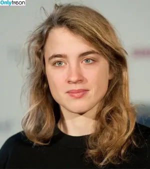 Adèle Haenel / adelehaenel nude photo #0001