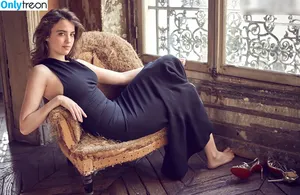 Adèle Haenel / adelehaenel nude photo #0004