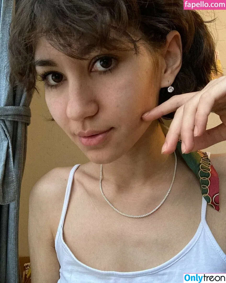 adorable_dina_official nude photo #0096 (adorable_dina)