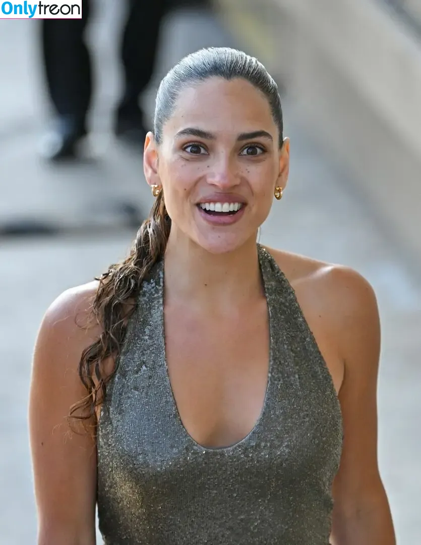 Adria Arjona nude photo #0515 (adriaarjona)