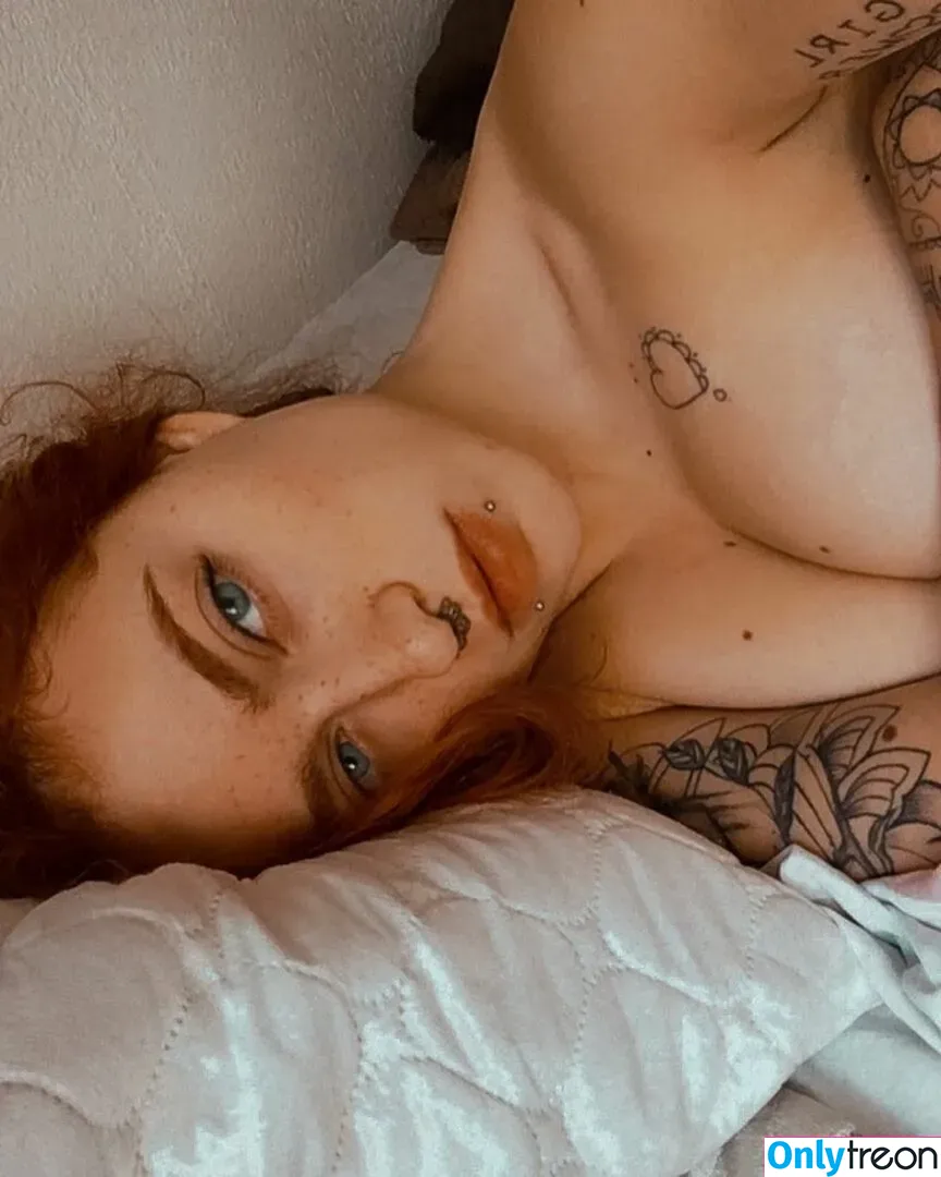 Adriana Rodrigues nude photo #0027 (adriana_rodrigues_marta / aquelaminah)