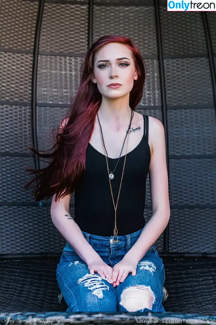adversariel nude photo #0003 (adversariel)