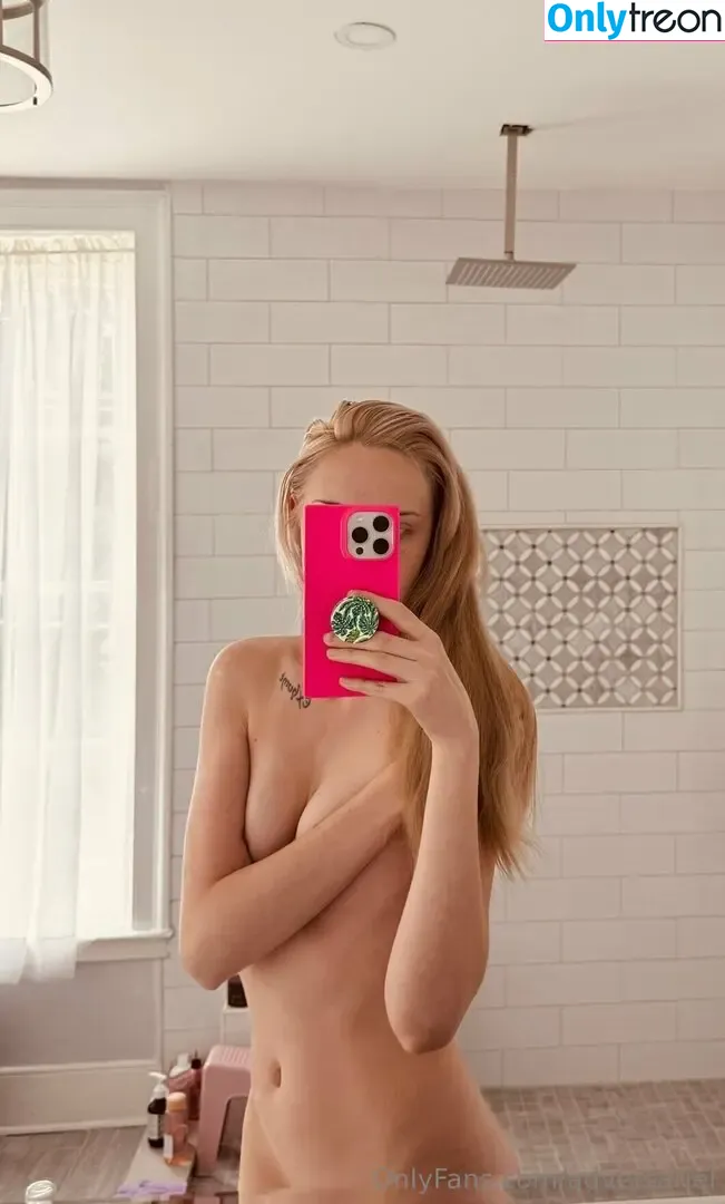 adversariel nude photo #0068 (adversariel)