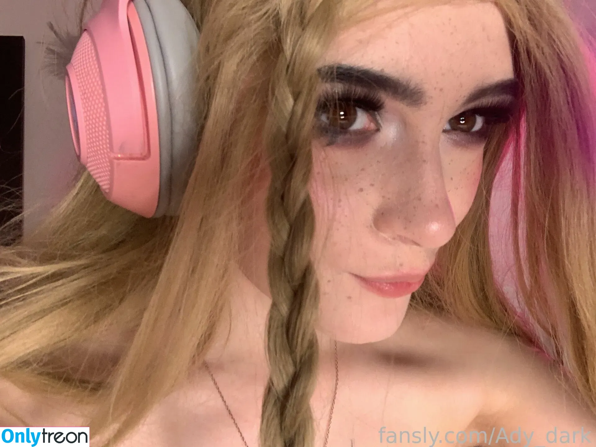 Ady Dark nude photo #0007 (Ady_dark)