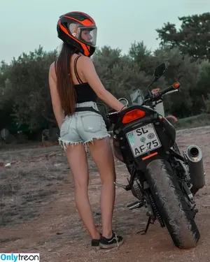Affe auf Bike / affe_auf_bike nude photo #0100