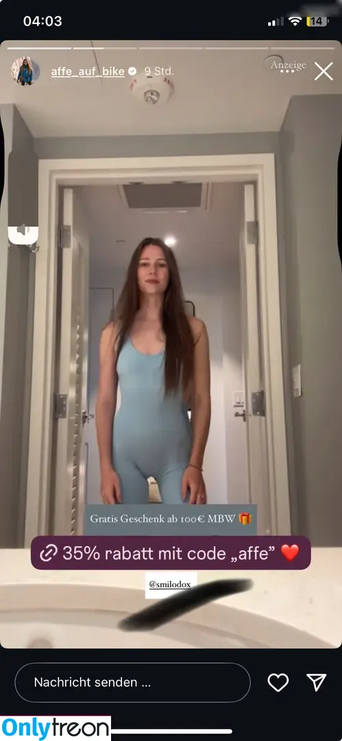 Affe auf Bike nude photo #0604 (affe_auf_bike)