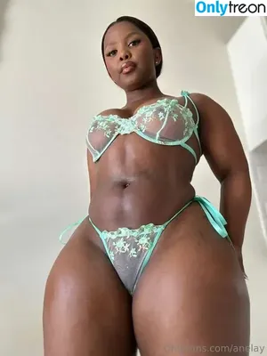 African Booty Meat / curvyandnatural nude photo #0126