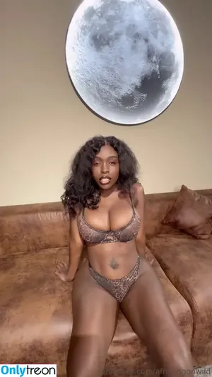 africangonwild / Mia / foxy_maya__ / littlemiss_miaa nude photo #0031