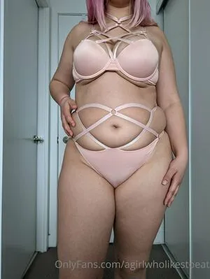 agirlwholikestoeat / toofattofitin nude photo #0067
