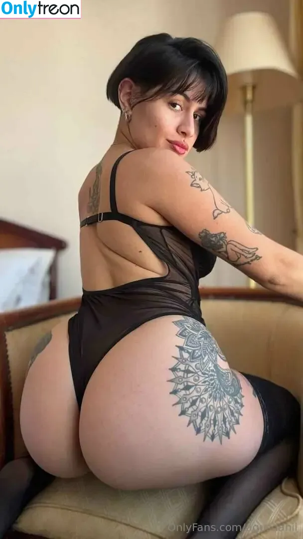 agusdanii nude photo #0005 (agusdanii)