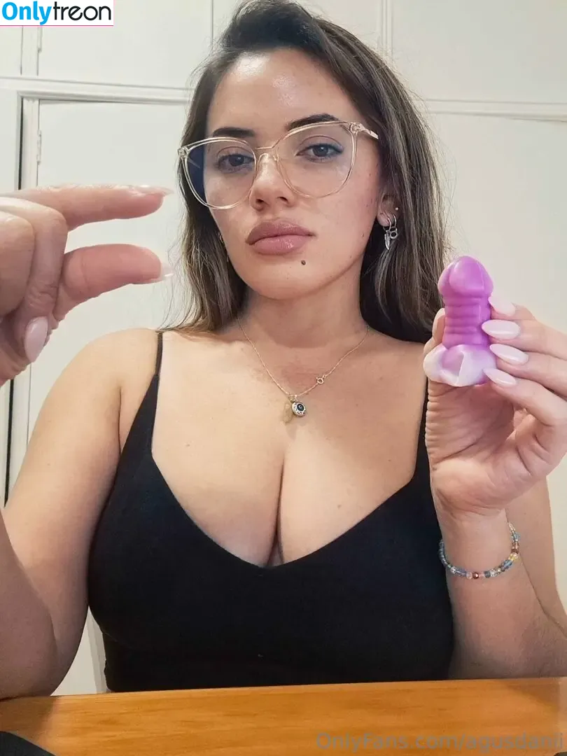 agusdanii nude photo #0026 (agusdanii)