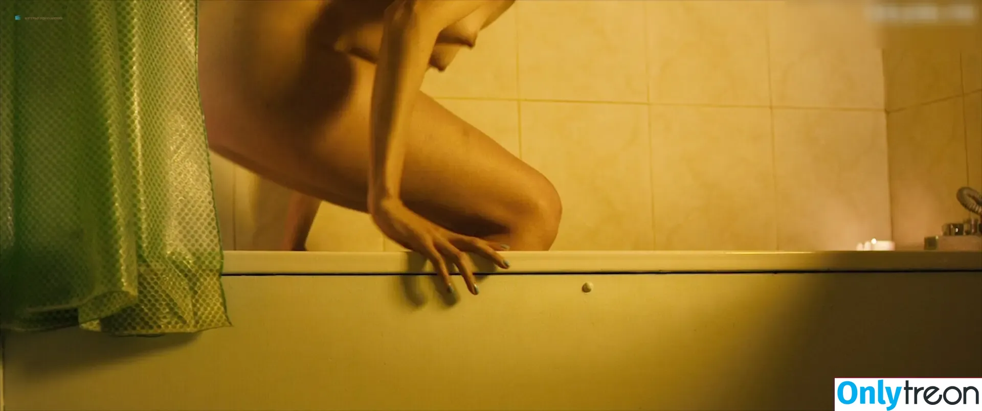 Agyness Deyn nude photo #0017 (Agyness Deyn)