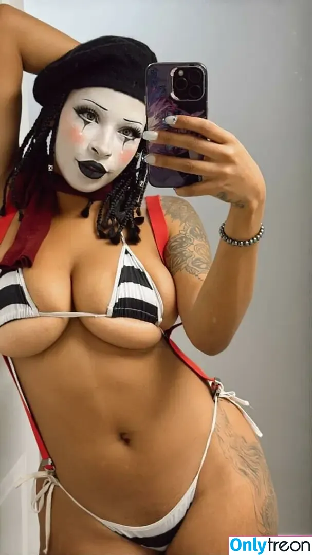 Ahquamarine nude photo #0487 (ahqua.marine)