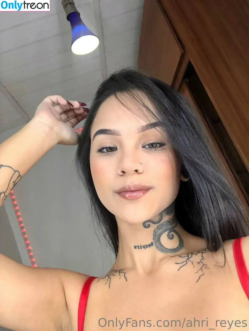 Ahri Reyes nude photo #0026 (ahri_reyes / nymphahri)