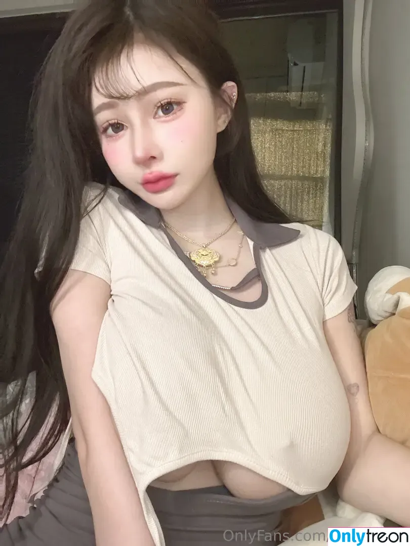 ai_fei9961 nude photo #0096 (Ai Fei / aifei.9961 / aifei4 / 艾妃 小獅子)