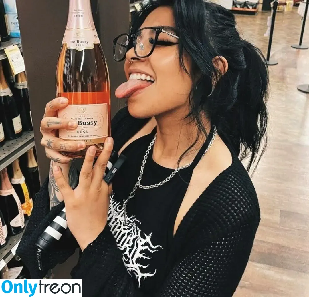 Aileen Senpai nude photo #0337 (aileen857062121 / aileensenpai)
